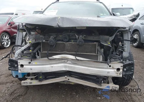 2019 Toyota Rav4 Hybrid Le z USA, uszkodzony, nr VIN 2T3MWRFV1KW011482